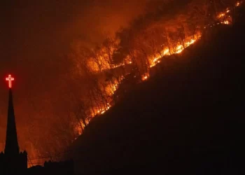 South Korea Battles Devastating Wildfires as Helicopter Crashes Amid Crisis